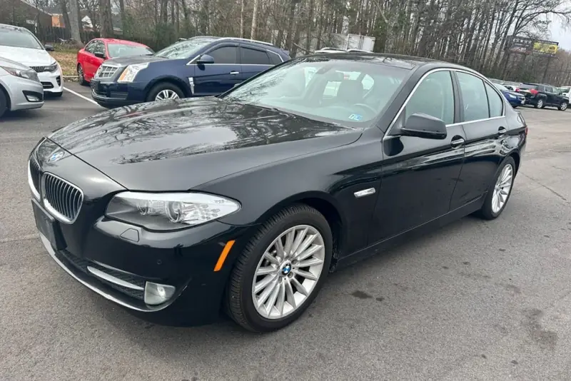 2011 BMW 535 sold at a Green Light auction