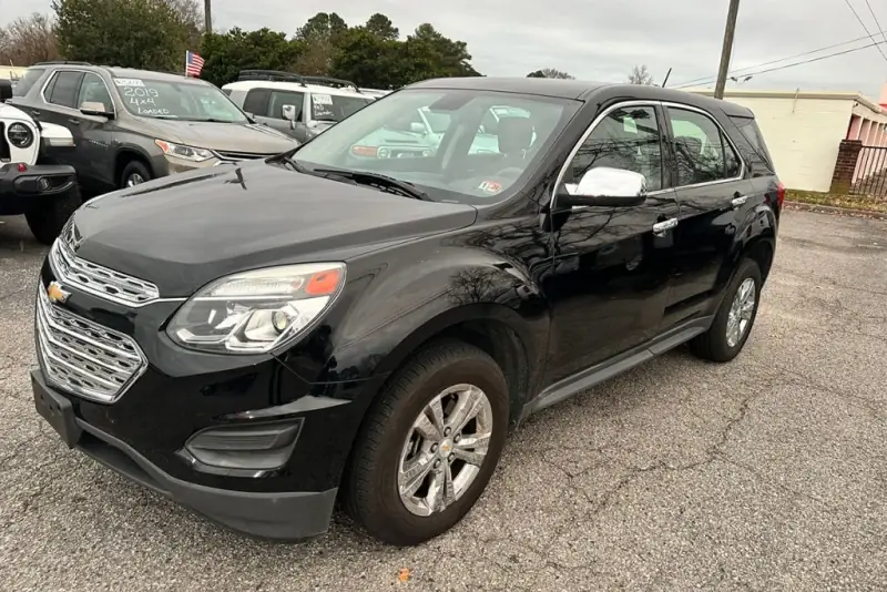 2017 Chevrolet Equinox sold at a Green Light auction